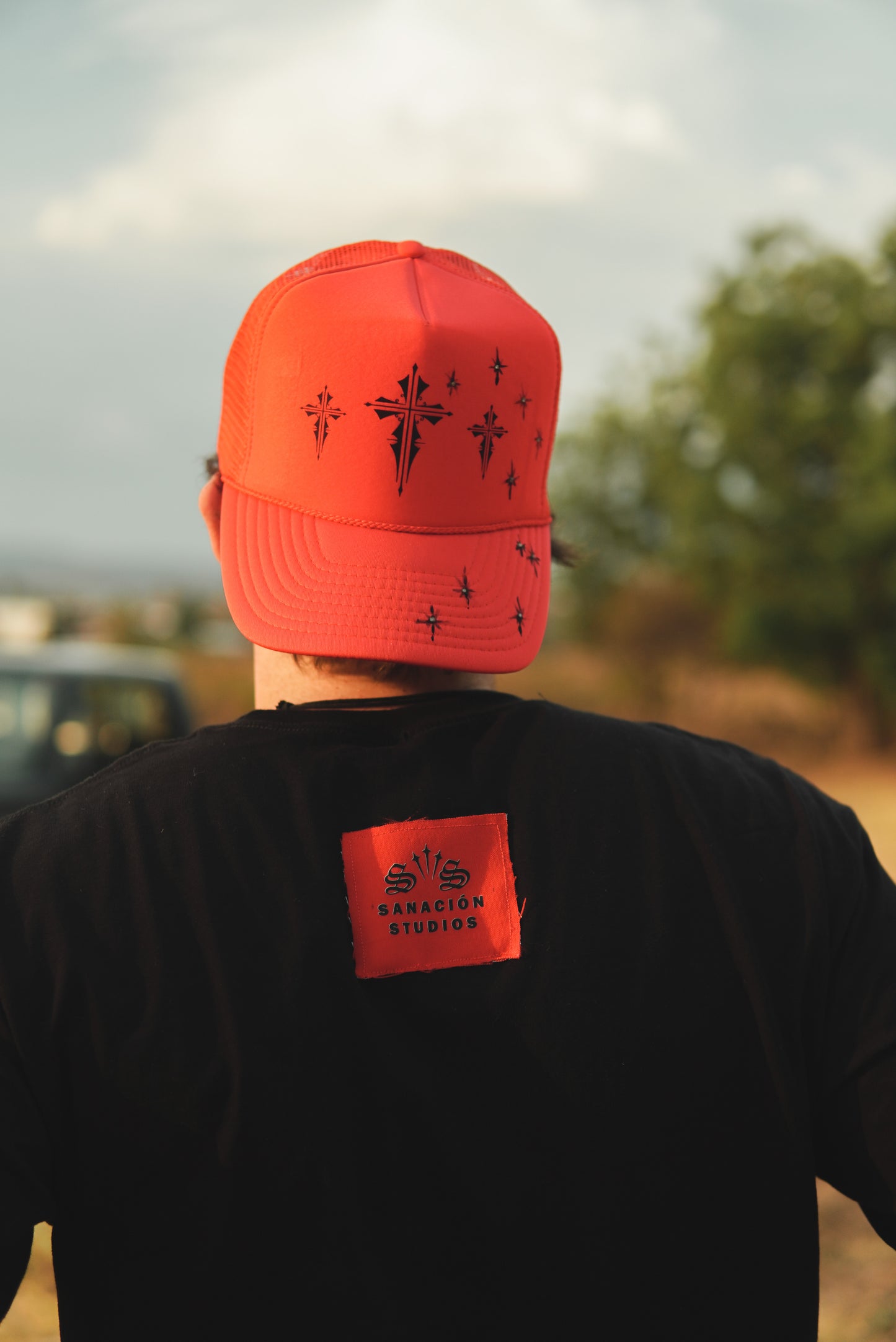RED DIAMOND TRUCKER HAT