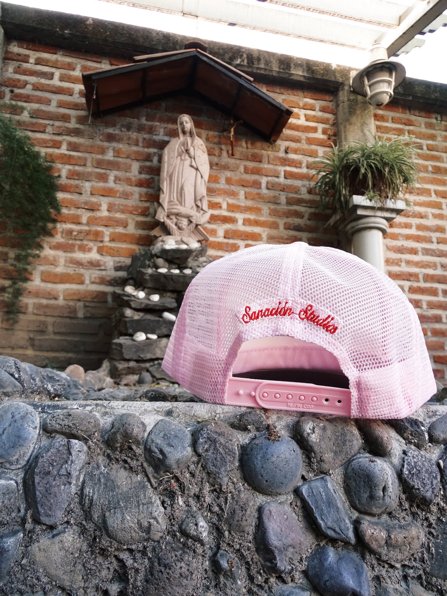 MORENITA TRUCKER HAT