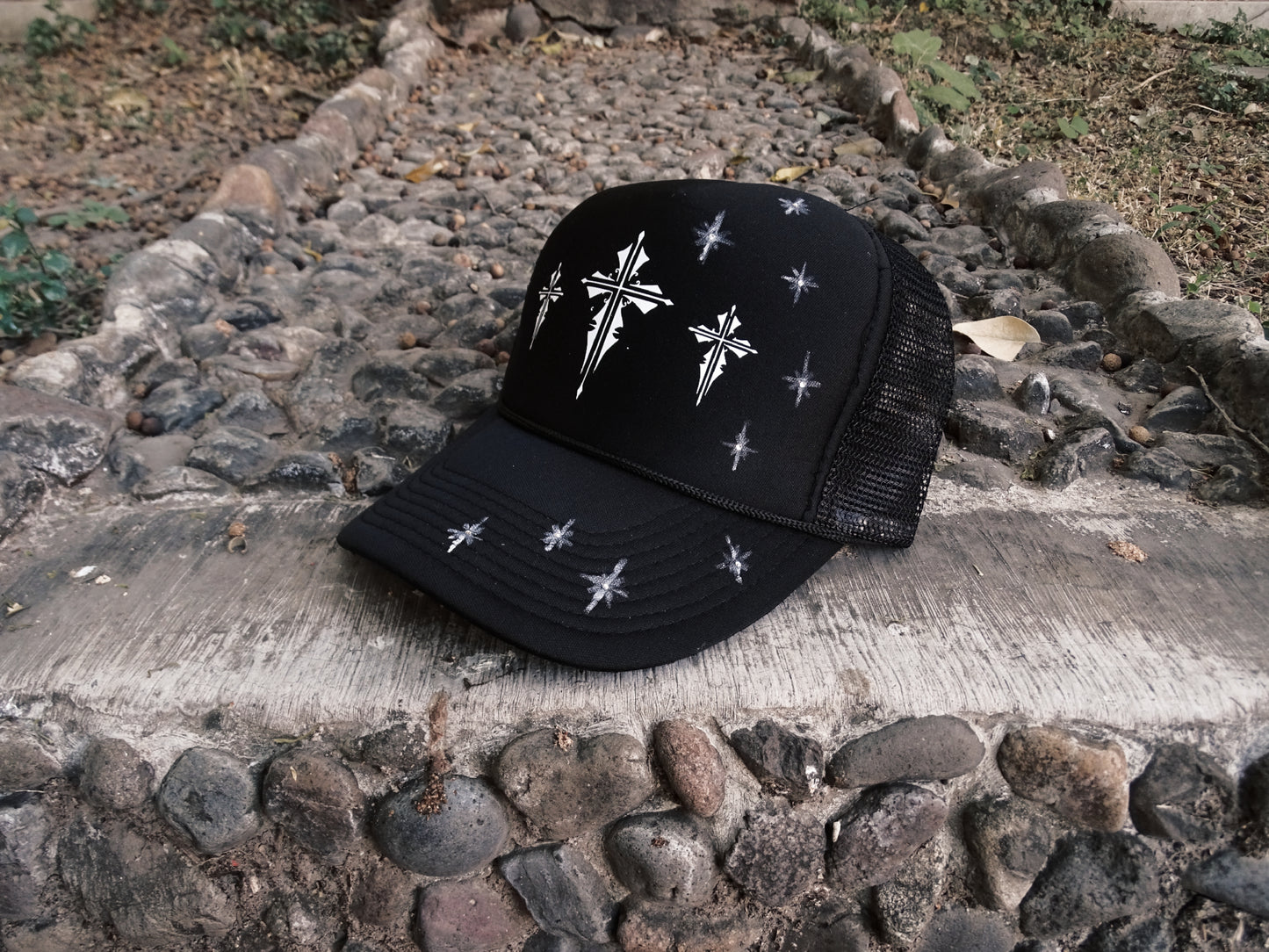 BLACK DIAMOND TRUCKER HAT